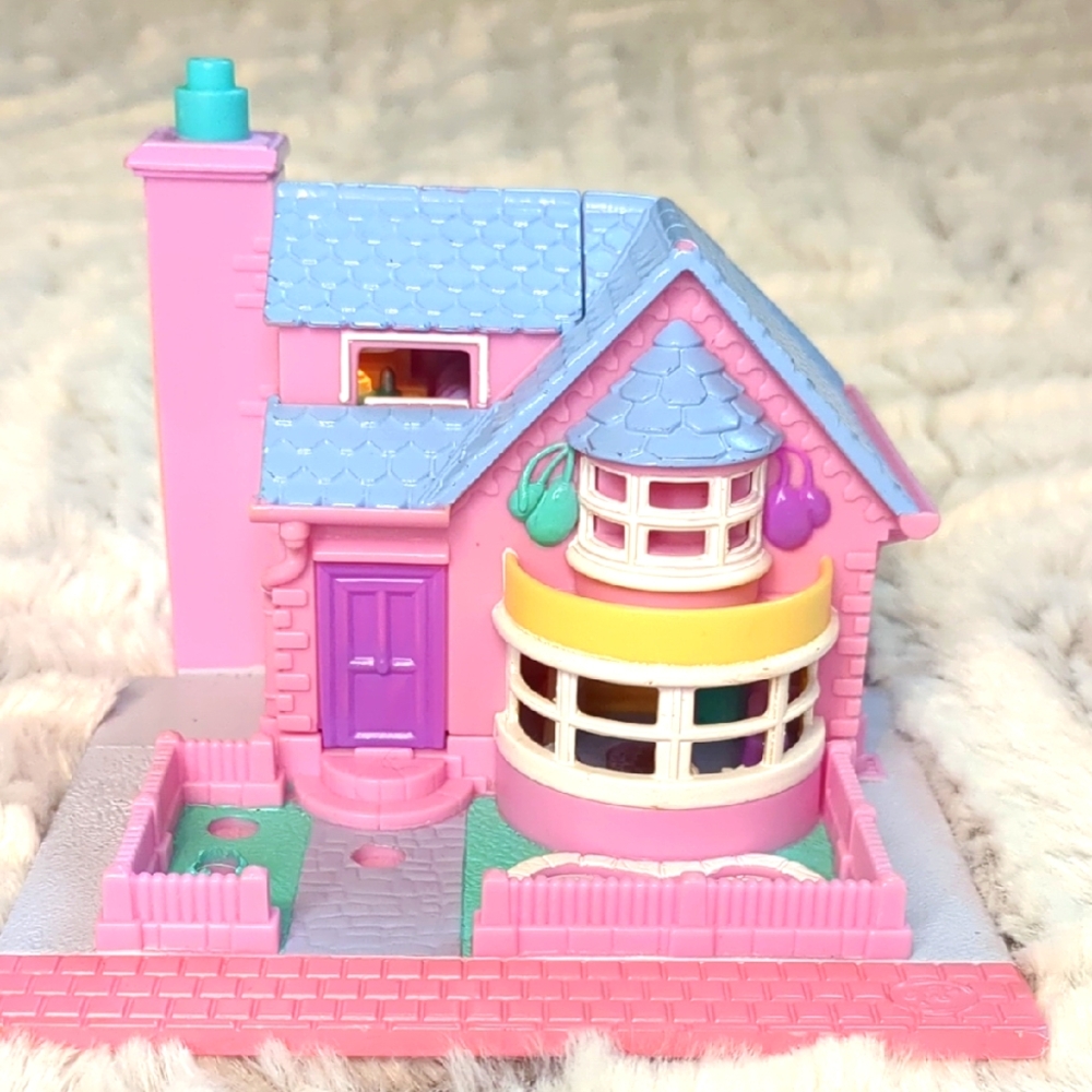 Vintage Blue Bird Pollyville